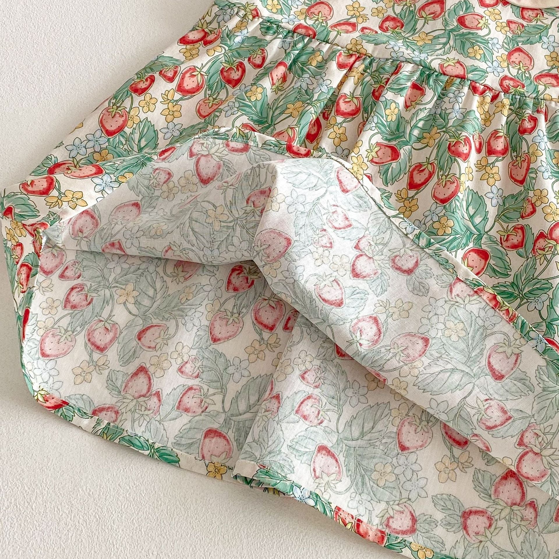 Vestido Infantil Moranguinhos