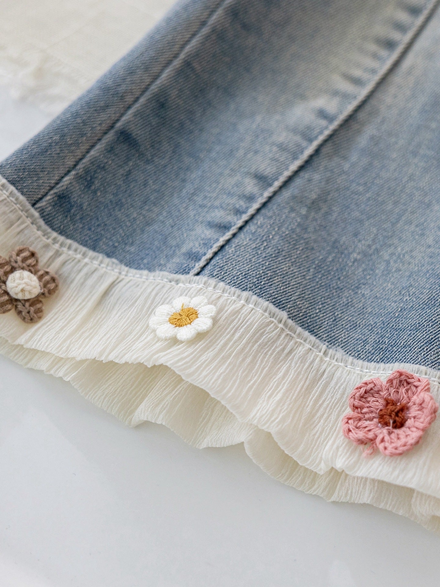 Calça Infantil Feminina Barra Florzinhas - BABYLIFEBabyLifeBABYLIFE6 - 12 MesesCalça Infantil Feminina Barra Florzinhas