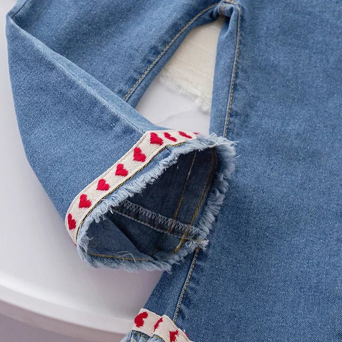 Calça Infantil Feminina Jeans Coraçõeszinhos - BABYLIFEBabyLifeBABYLIFE1 - 2 AnosCalça Infantil Feminina Jeans Coraçõeszinhos