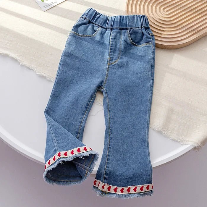 Calça Infantil Feminina Jeans Coraçõeszinhos - BABYLIFEBabyLifeBABYLIFE1 - 2 AnosCalça Infantil Feminina Jeans Coraçõeszinhos