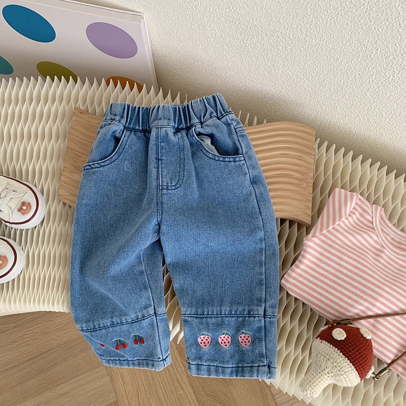 Calça Infantil Feminina Jeans Frutinhas - BABYLIFEBabyLifeBABYLIFE0 - 6 MesesCalça Infantil Feminina Jeans Frutinhas