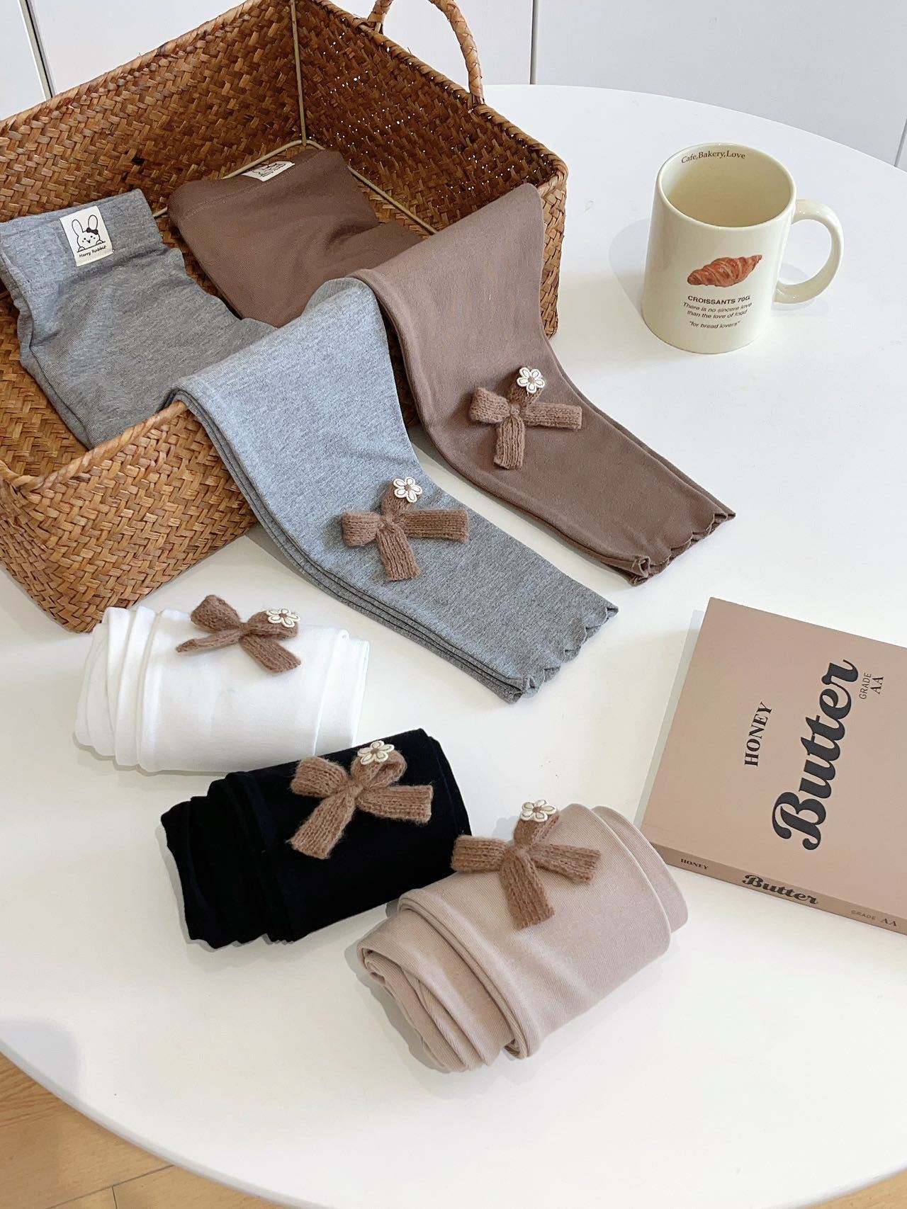 Calça Infantil Feminina Laço Florzinha - BABYLIFEBabyLifeBABYLIFECinzaCalça Infantil Feminina Laço Florzinha3 - 4 Anos