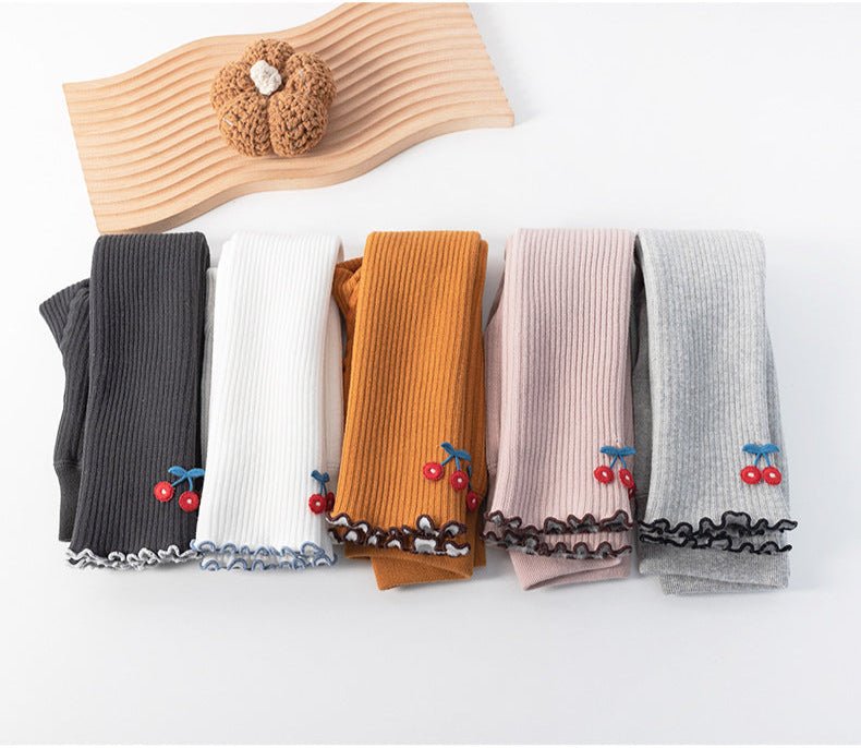 Calça Infantil Inverno Cerejinhas - BABYLIFEBabyLifeBABYLIFEPretoCalça Infantil Inverno CerejinhasP comprimento da calça: 45 cm