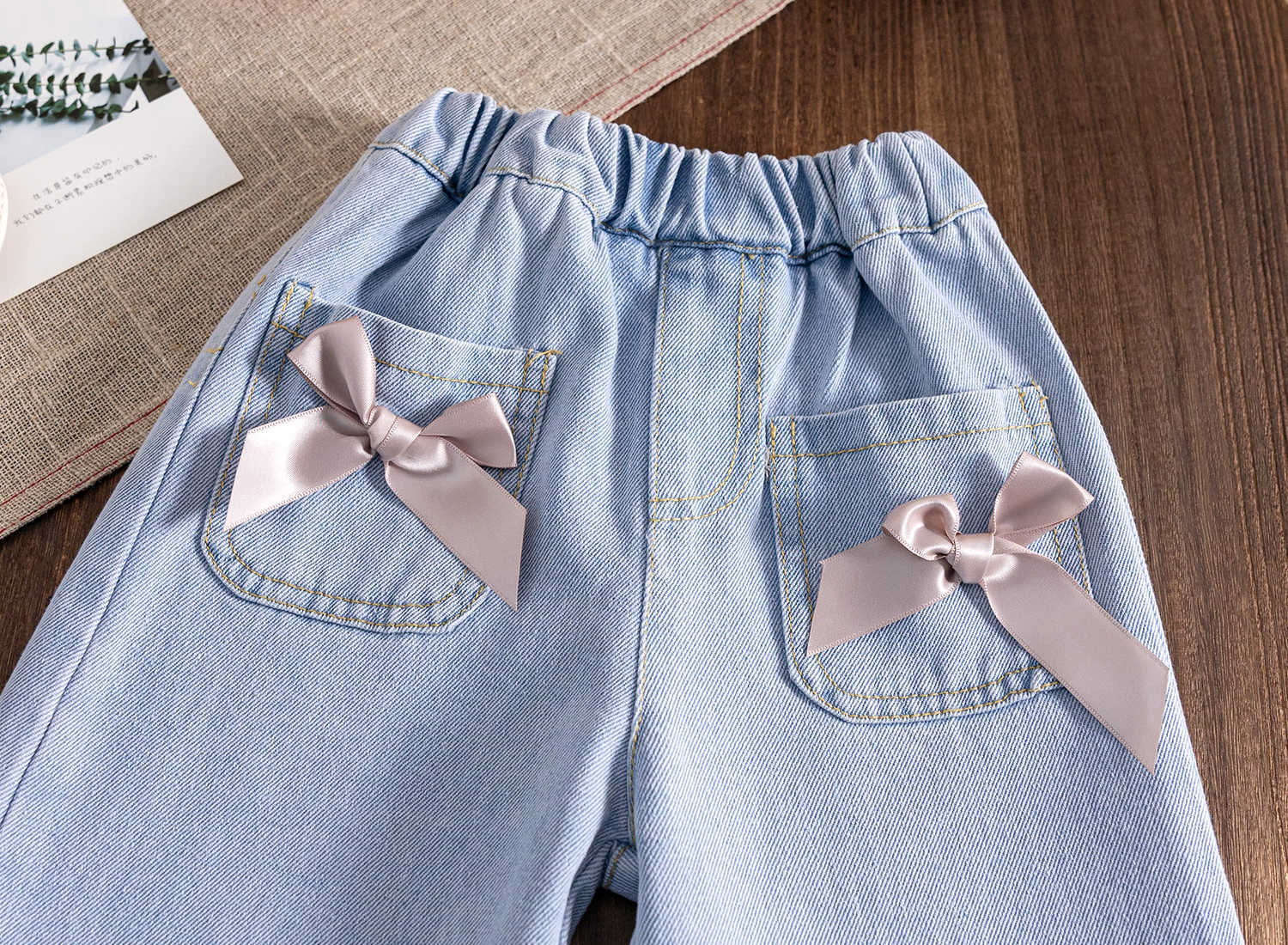 Calça Infantil Jeans Lacinhos - BABYLIFEBabyLifeBABYLIFE6 - 12 MesesCalça Infantil Jeans Lacinhos