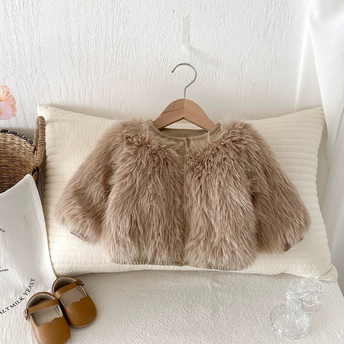 Casaco Infantil de Pelos - BABYLIFEBabyLifeBABYLIFEBegeCasaco Infantil de Pelos0 - 6 Meses