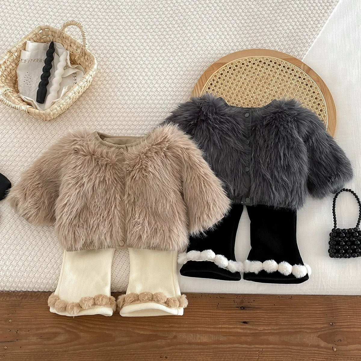 Casaco Infantil de Pelos - BABYLIFEBabyLifeBABYLIFEBegeCasaco Infantil de Pelos0 - 6 Meses