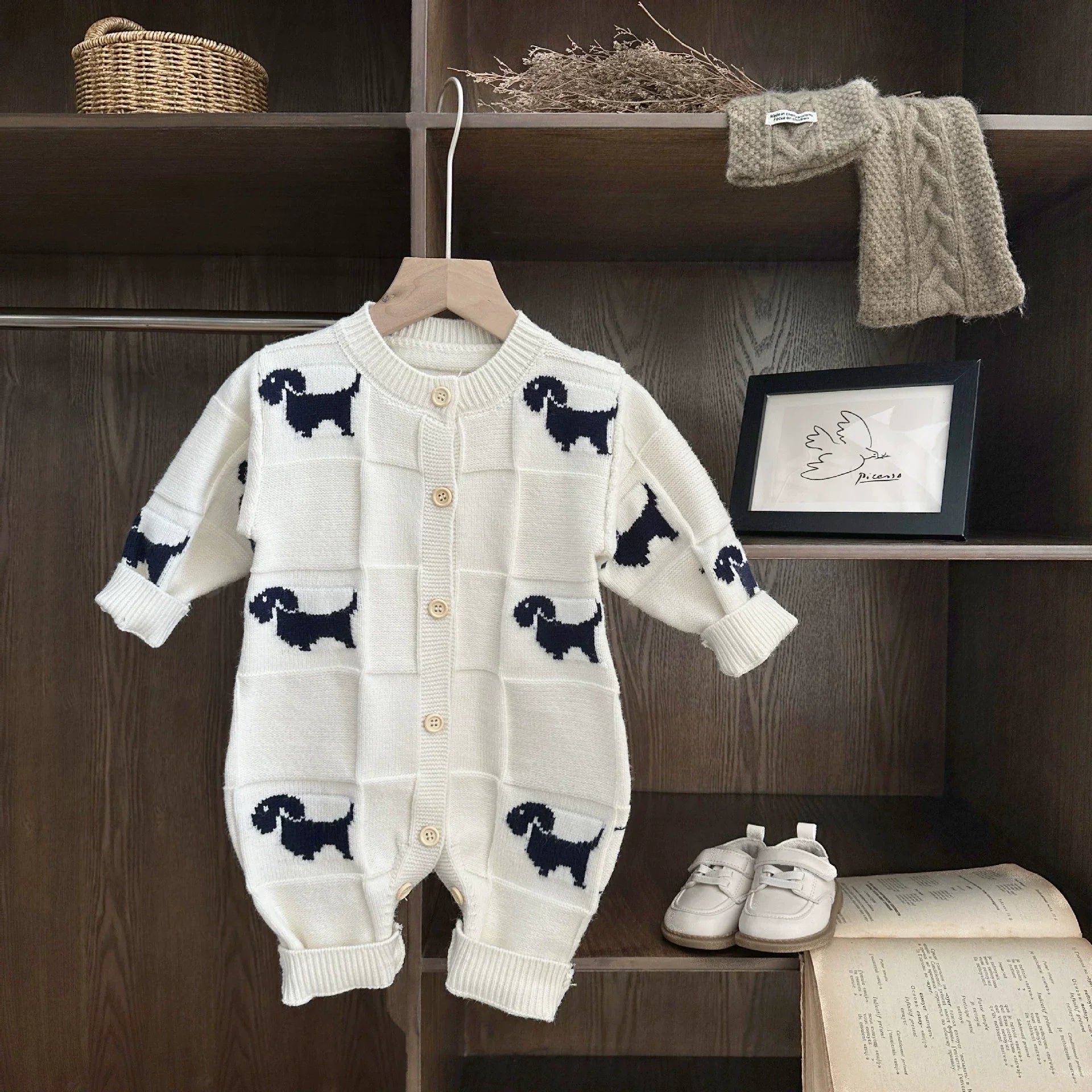 Macacão Infantil de Tricô Cachorrinhos - BABYLIFEBabyLifeBABYLIFEBegeMacacão Infantil de Tricô Cachorrinhos0 - 3 Meses