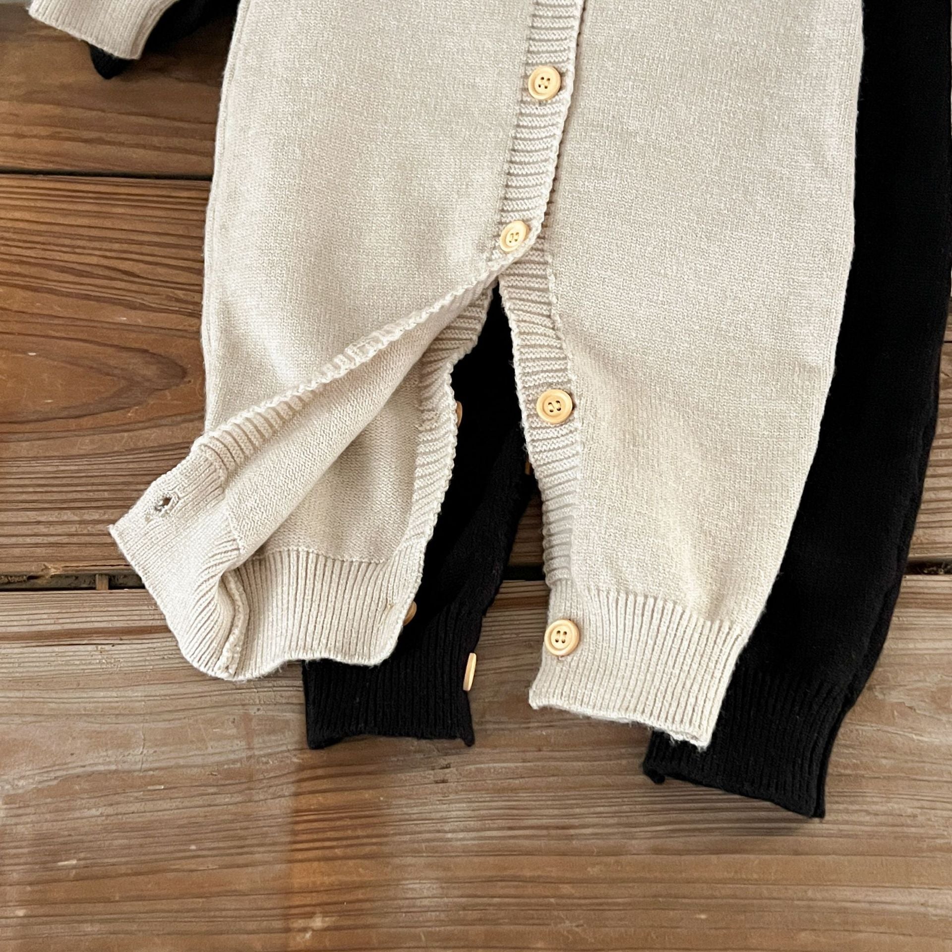 Macacão Infantil de Tricô Urso - BABYLIFEBabyLifeBABYLIFEPretoMacacão Infantil de Tricô Urso0 - 3 Meses