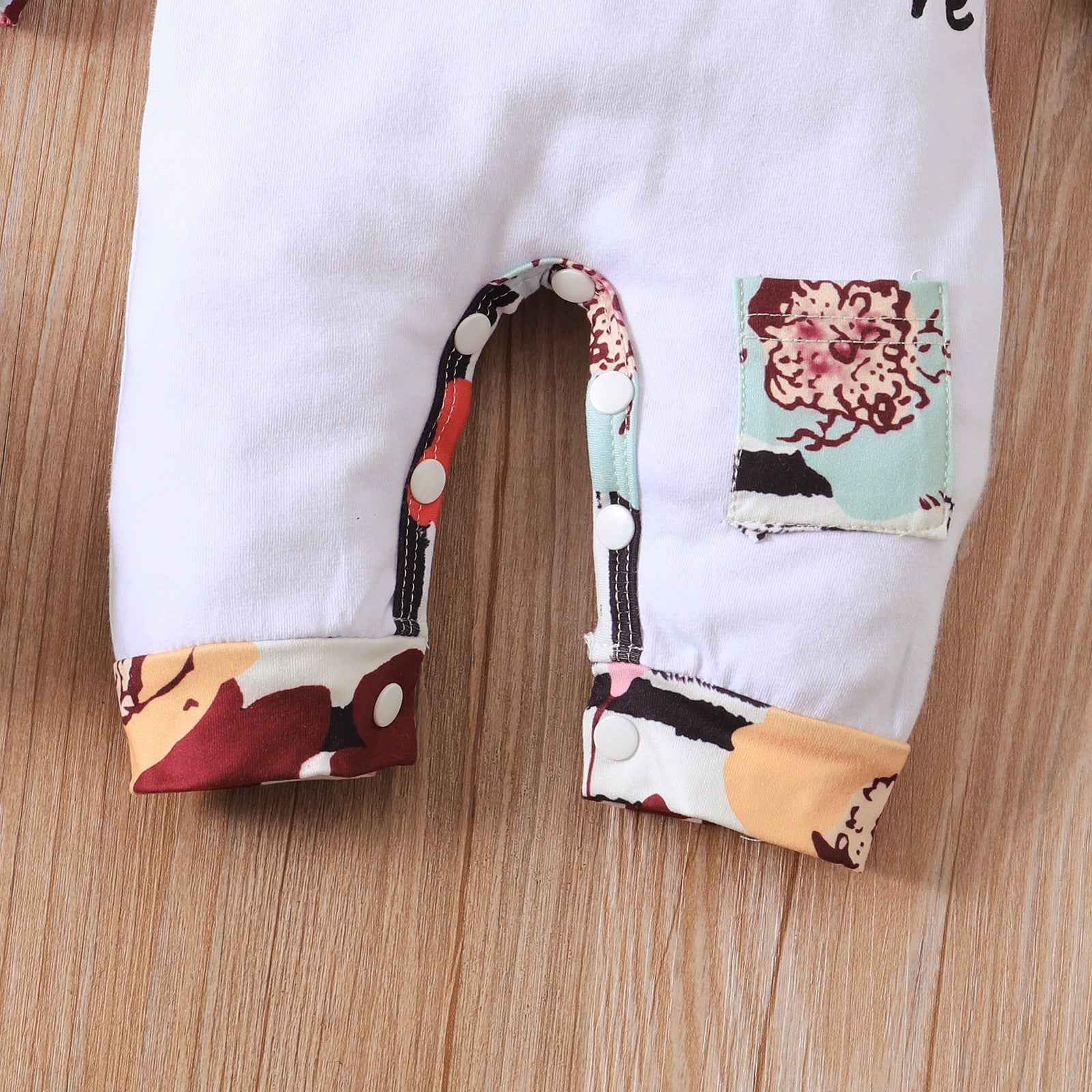 Macacão Infantil Feminino com Touca e Laço - BABYLIFEMacacãoBabyLifeBABYLIFE200000463:2000250030 - 3 Meses 44cmMacacão Infantil Feminino com Touca e Laço