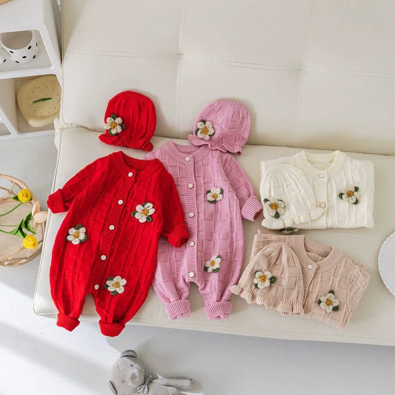 Macacão Infantil Feminino Tricô Flores - BABYLIFEBabyLifeBABYLIFEDamascoMacacão Infantil Feminino Tricô Flores3 - 5 Meses