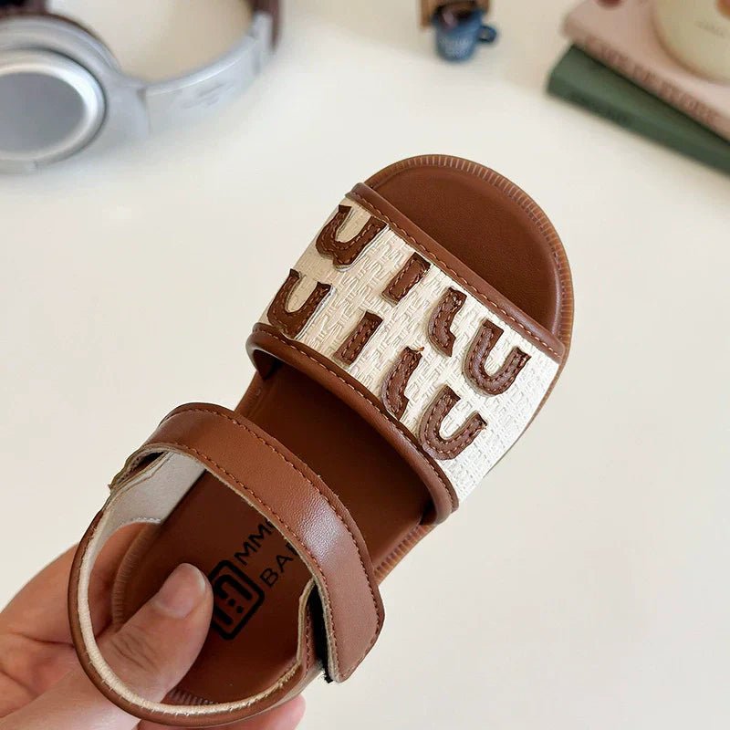 Sandália Infantil Feminina Verão - BABYLIFEBabyLifeBABYLIFEPretoSandália Infantil Feminina Verão18 - 24 Meses Palmilha 14cm