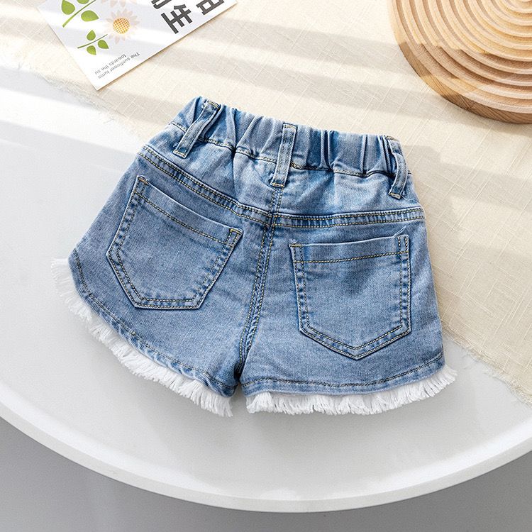 Shorts Infantil Feminino Jeans Florzinhas - BABYLIFEBabyLifeBABYLIFE6 - 12 MesesShorts Infantil Feminino Jeans Florzinhas