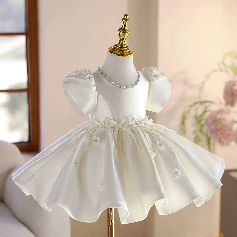 Vestido de Festa Branco Lacinhos - BABYLIFEBabyLifeBABYLIFEBrancoVestido de Festa Branco Lacinhos1 - 2 Anos