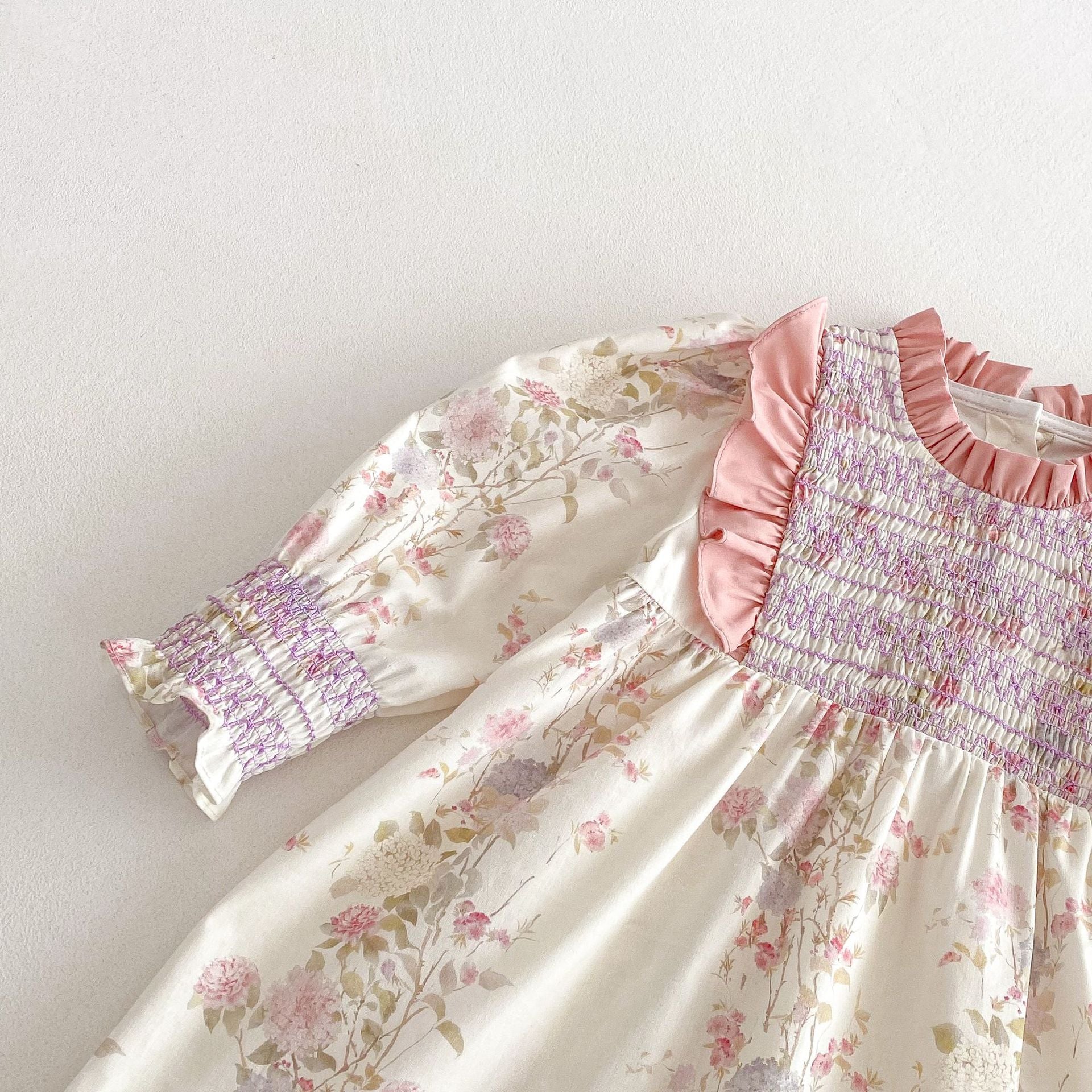 Vestido Infantil Babadinho Flores - BABYLIFEBabyLifeBABYLIFEBege FloresVestido Infantil Babadinho Flores6 - 12 Meses