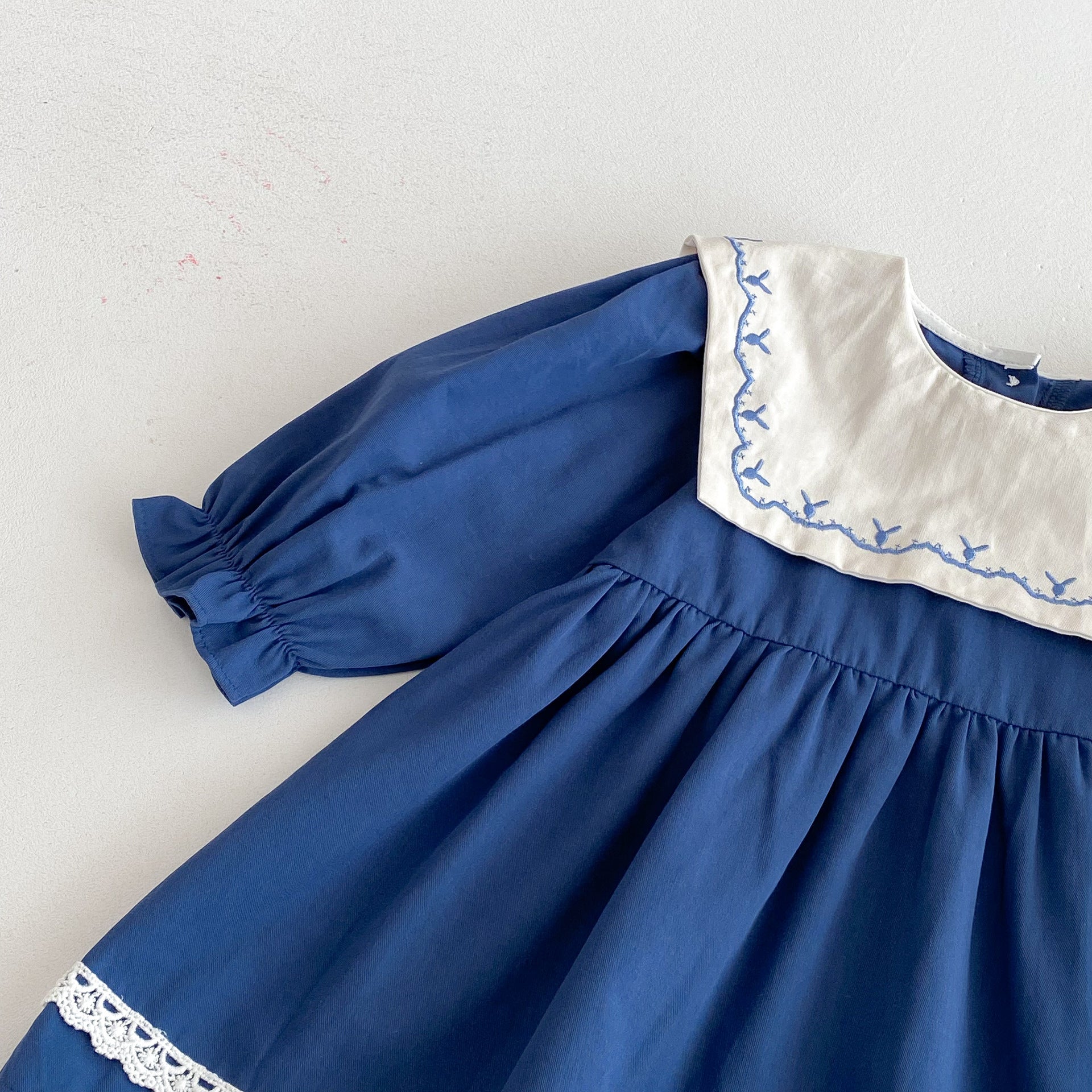 Vestido Infantil Bordado e Rendinha - BABYLIFEBabyLifeBABYLIFEAzulVestido Infantil Bordado e Rendinha6 - 12 Meses