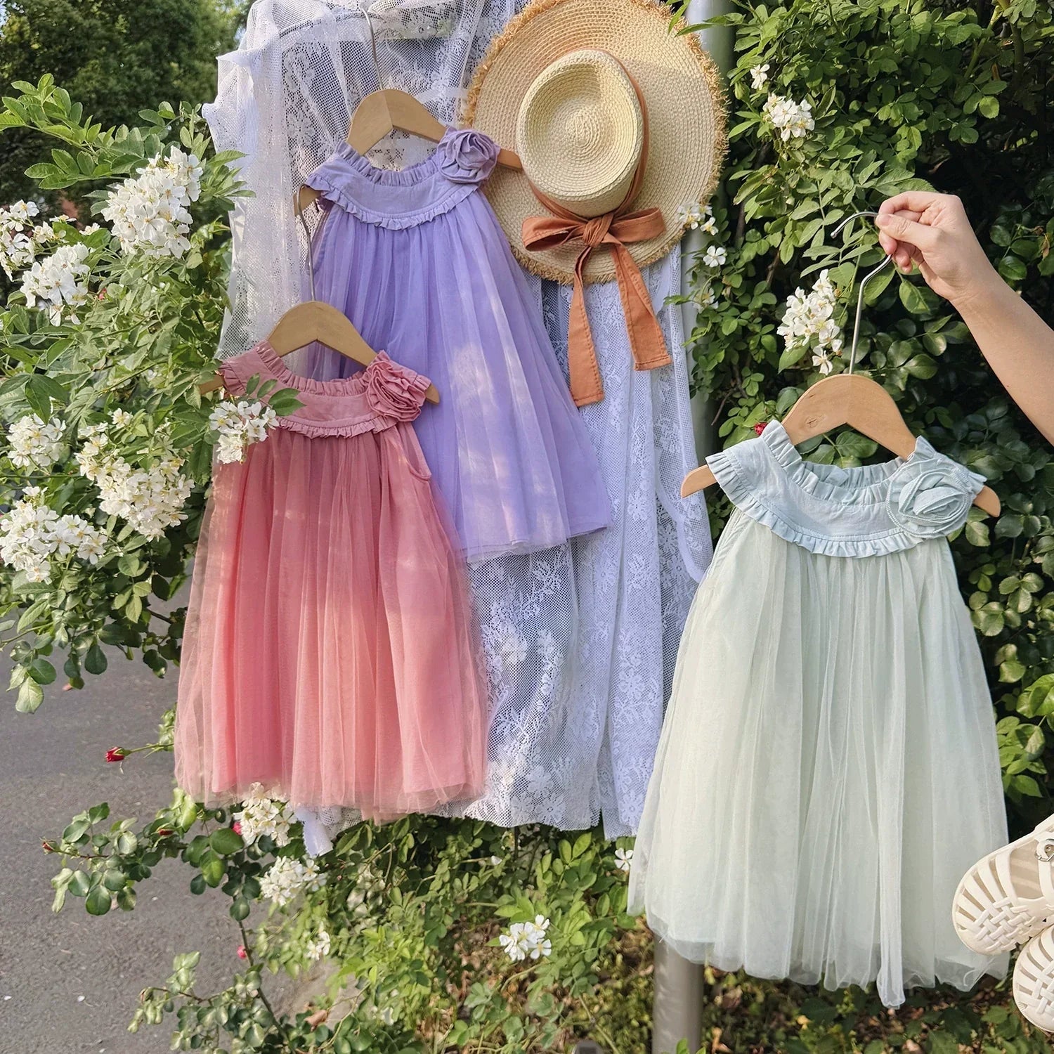 Vestido Infantil de Tule Flor - BABYLIFEBabyLifeBABYLIFERosaVestido Infantil de Tule Flor6 - 125 Meses