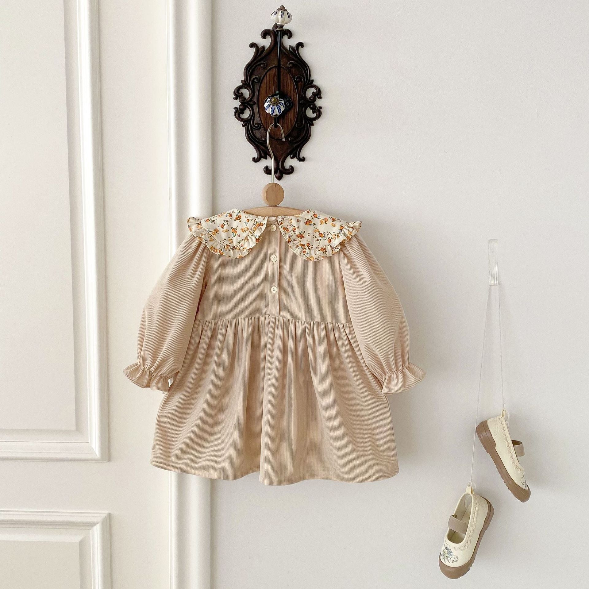 Vestido Infantil Gola Florzinhas - BABYLIFEBabyLifeBABYLIFEBegeVestido Infantil Gola Florzinhas6 - 12 Meses