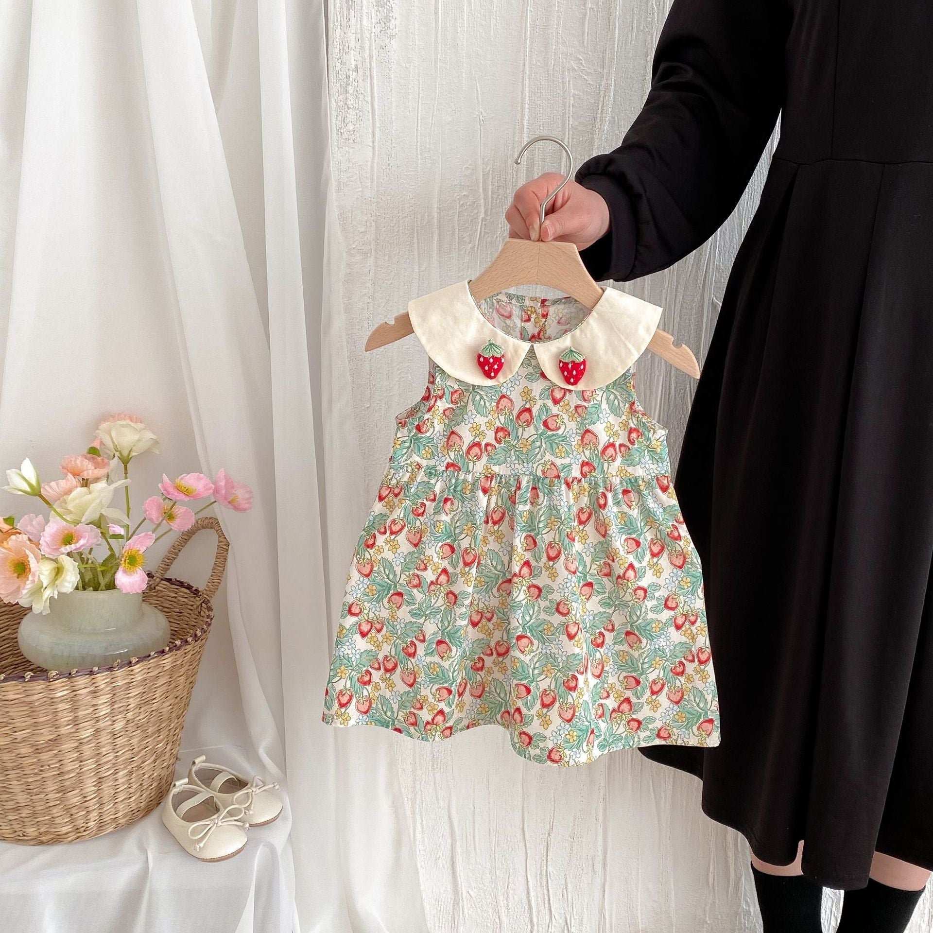 Vestido Infantil Moranguinhos - BABYLIFEBabyLifeBABYLIFEMorangosVestido Infantil Moranguinhos6 - 12 Meses