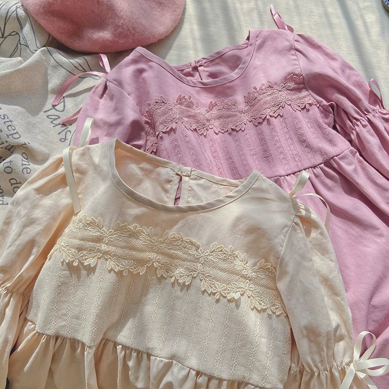 Vestido Infantil Rendinha Lacinhos - BABYLIFEBabyLifeBABYLIFEDamascoVestido Infantil Rendinha Lacinhos1 - 2 Anos